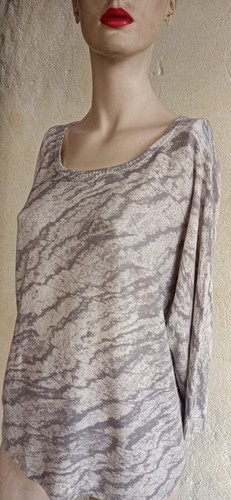 Maglia toni del grigio